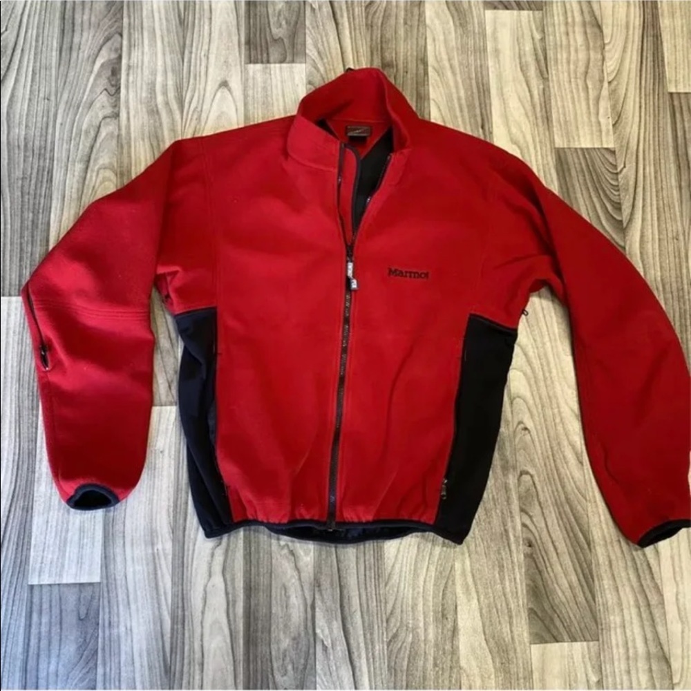Marmot, Red and BlCk Fleece Zip Up Jacket. Large.